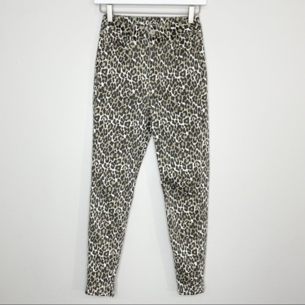 𝅺AMERICAN Eagle Leopard Jeggings Size 0 Short